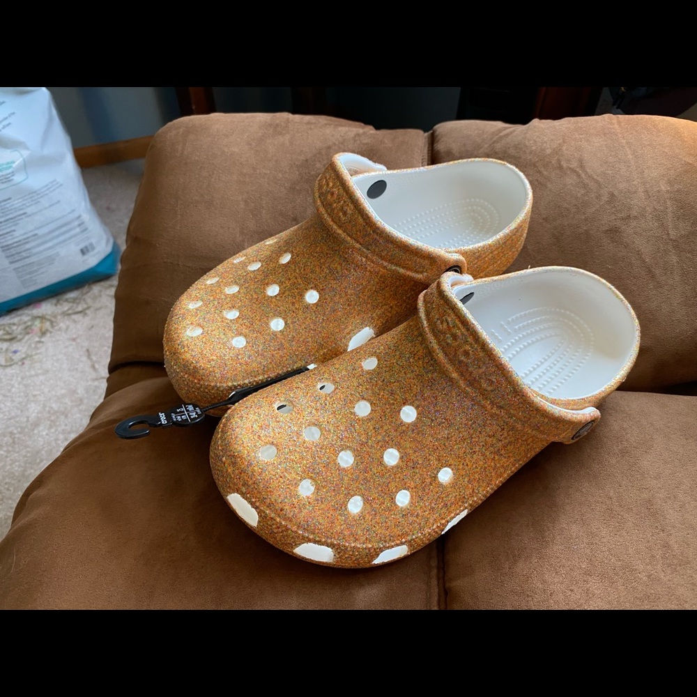Brand new gold glitter Crocs ✨